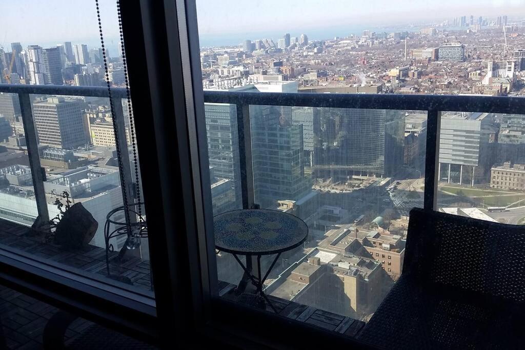 Stunning Condo With Fantastic View Of The City! Toronto Kültér fotó