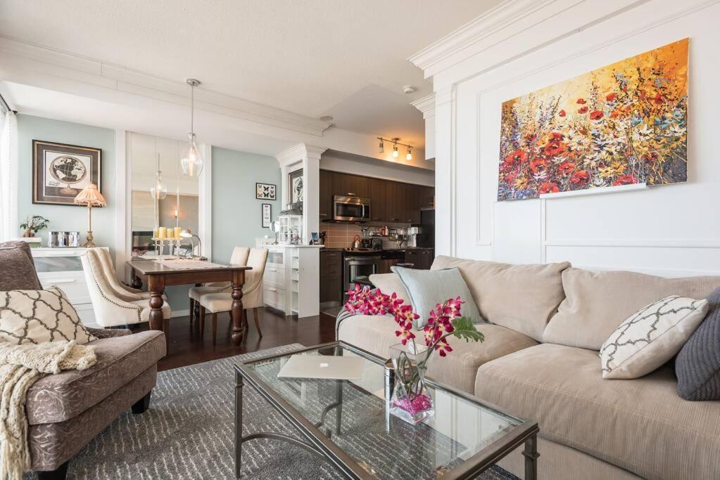 Stunning Condo With Fantastic View Of The City! Toronto Kültér fotó